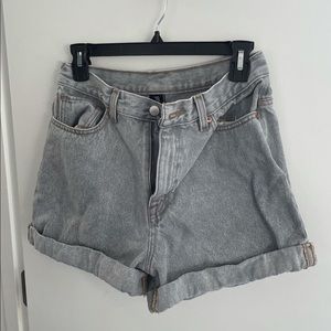 BDG gray shorts